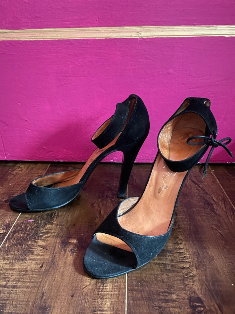 Vtg 1970’s Nina Black Women’s suede Open-Toe High Heel Sandals w/ Ankle Tie 8.5